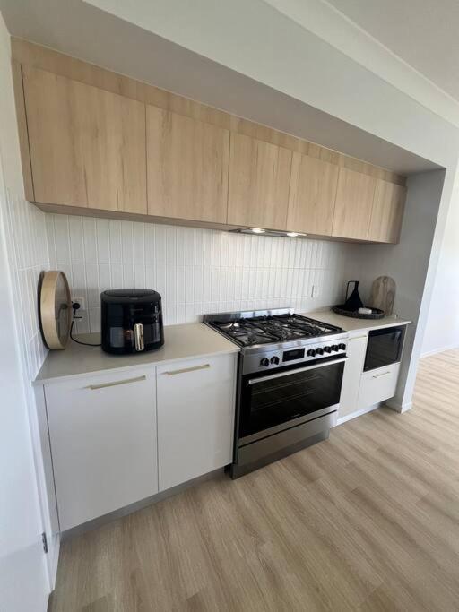 Wait And Sea Holiday home Bargara